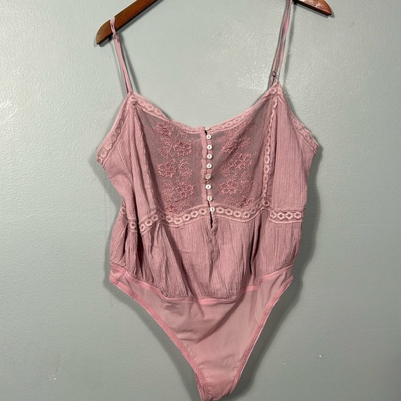 Free People Tops Nwt Free People Still The One Lace Trim Bodysuit size Large - Picture 5 of 16